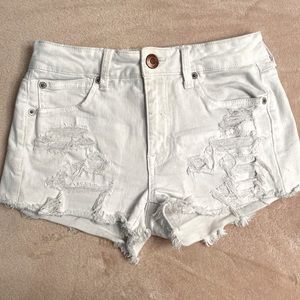 American eagle distressed white jean shorts
